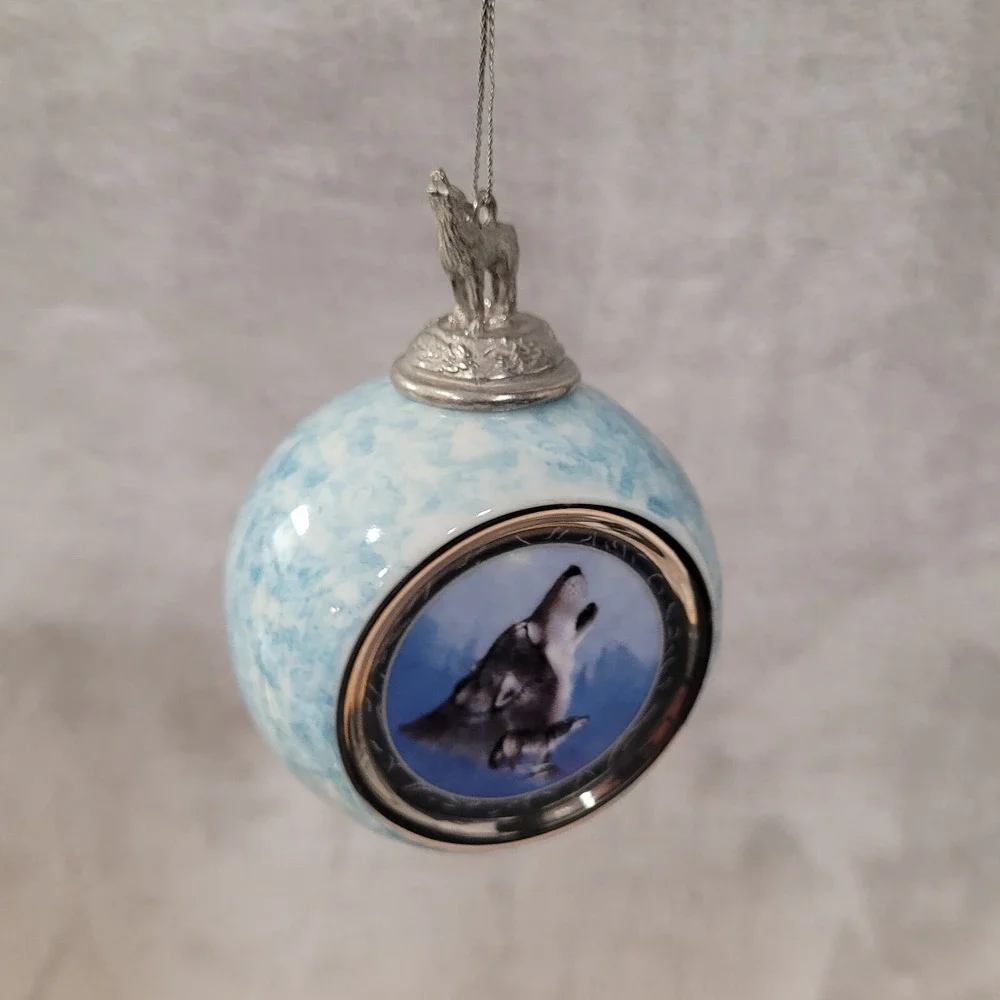 Bradford Exchange Spirit of The Wilderness Wolf Ornaments Set of 2 VTG 1997